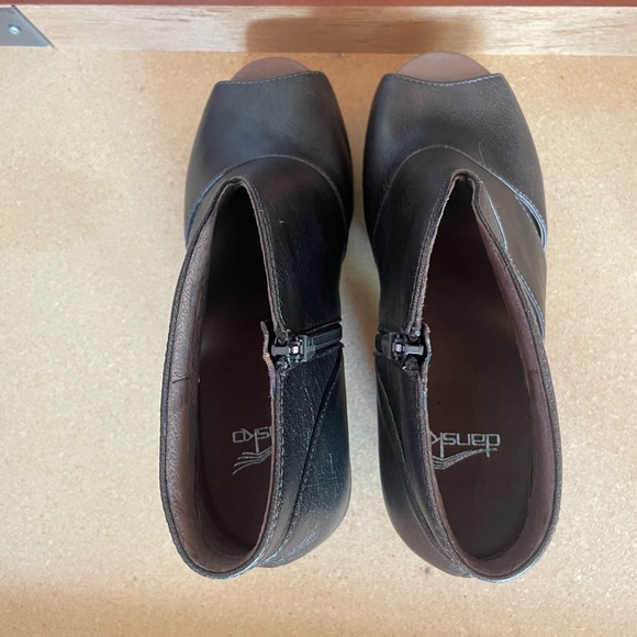 Dansko - Delphina Booties - Metallic Aged Bronze - Picture 6 of 10